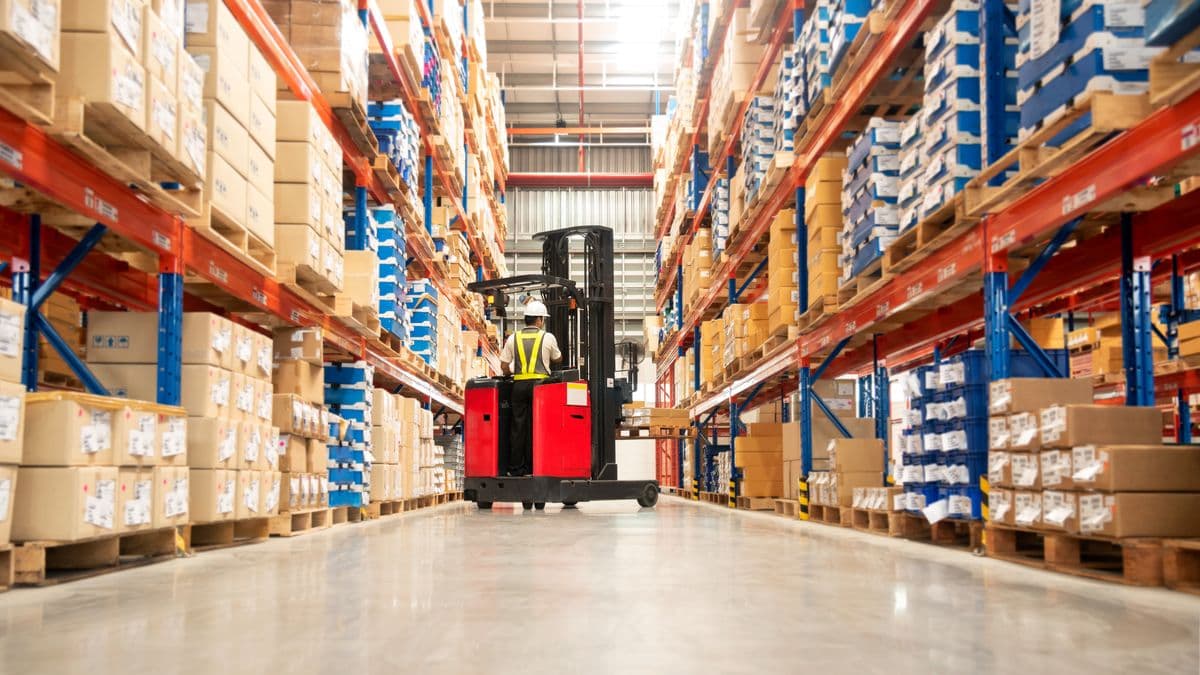 Warehousing and logistics operation